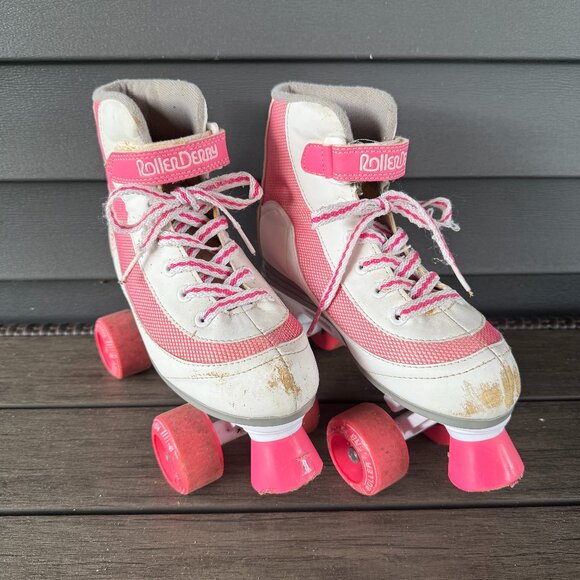 Roller Derby Roller Skates Girls size 4 (big girl) - Picture 1 of 6